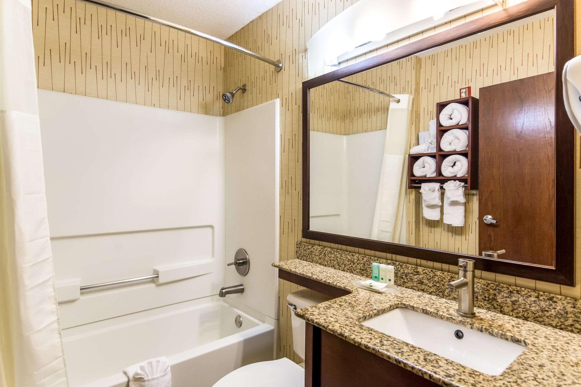 Quality Inn Chester - South Richmond Zewnętrze zdjęcie