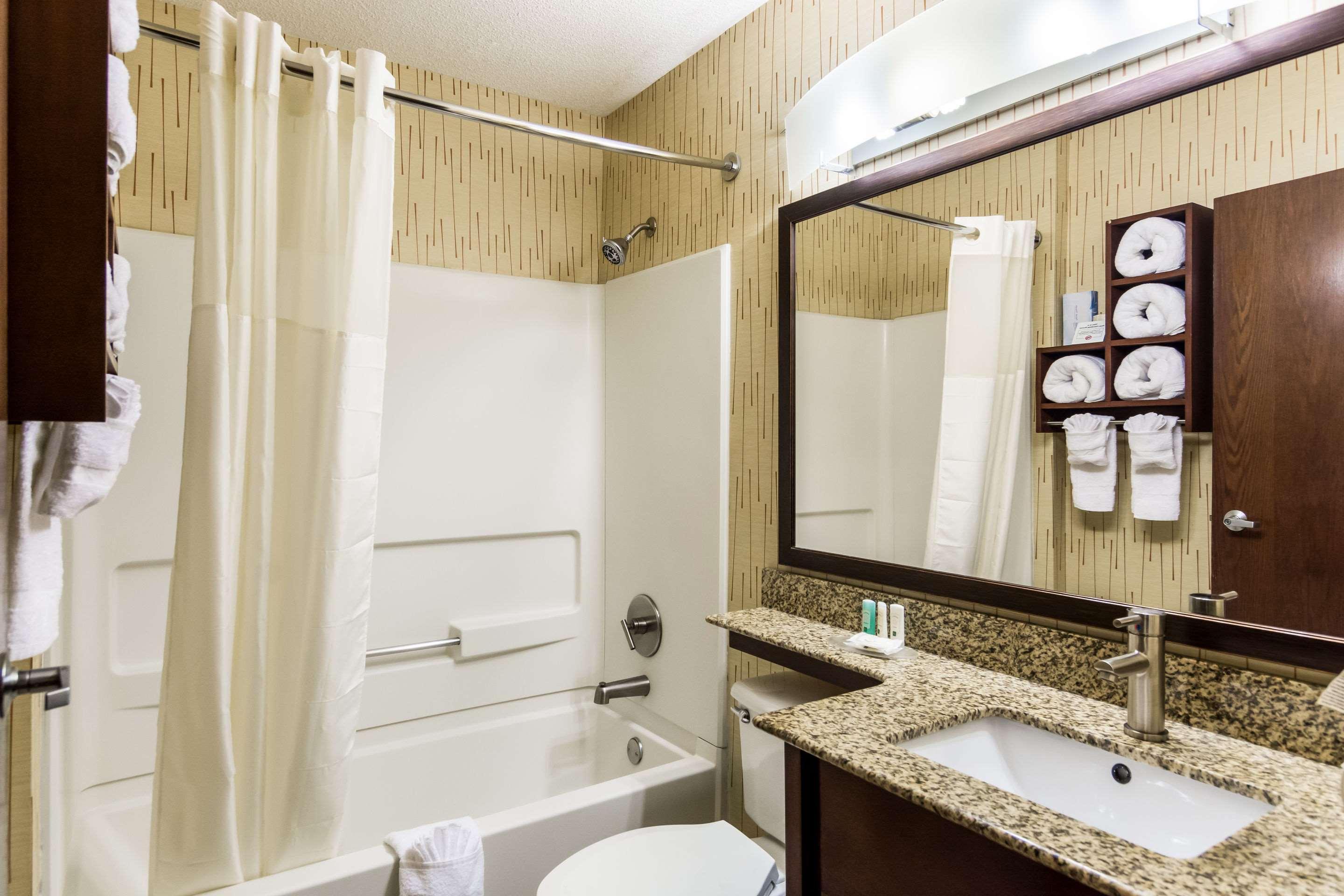 Quality Inn Chester - South Richmond Zewnętrze zdjęcie